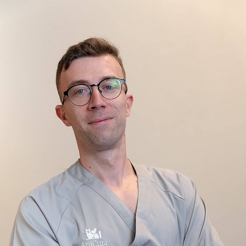 Foto di Dott. Umberto Dossena, Medico Veterinario