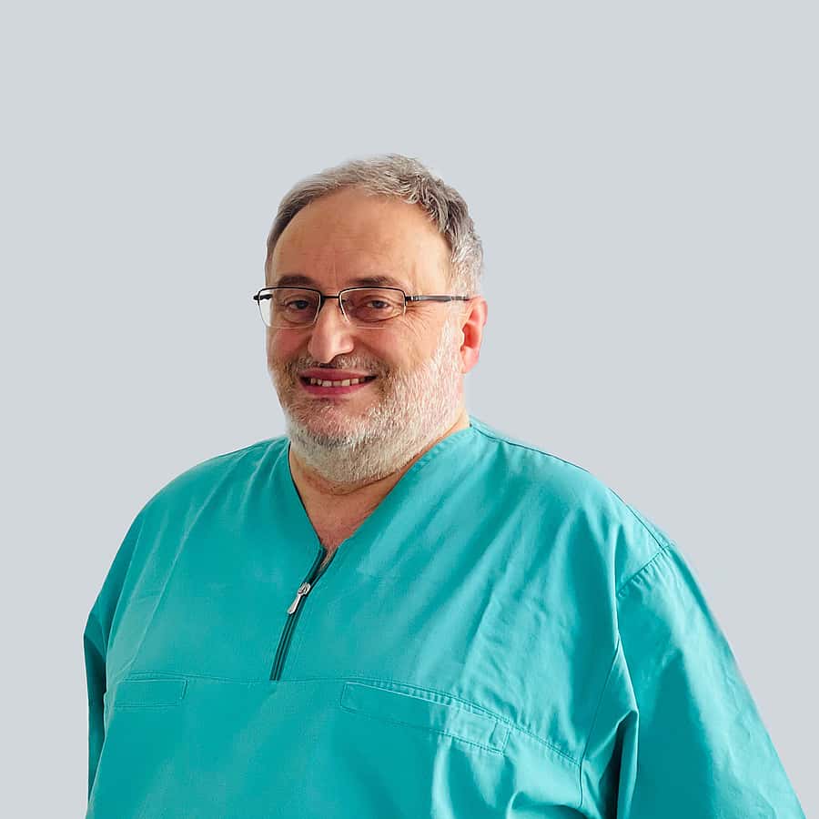 Dr. Maurizio Mazzucchelli