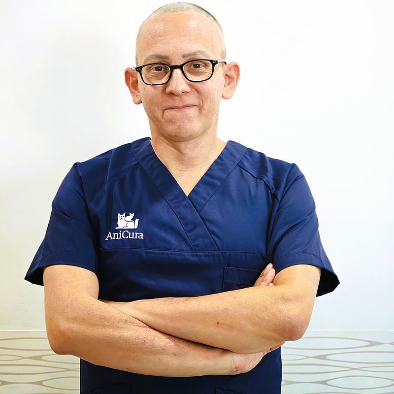 Foto di Dott. Roberto Lenoci, Medico Veterinario